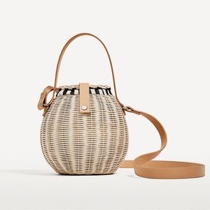 Zara wicker raffia bucket bag with faux leather crossbody and hand satchel strap